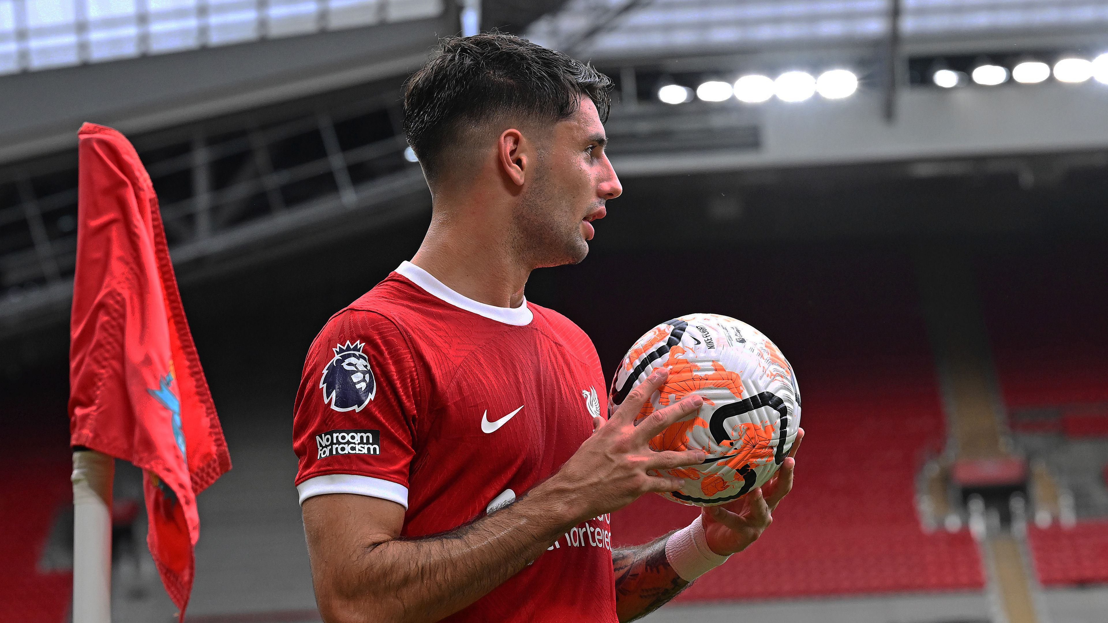 Óriási bomba a léc alá, megvan Szoboszlai második gólja a Liverpoolban – videóval
