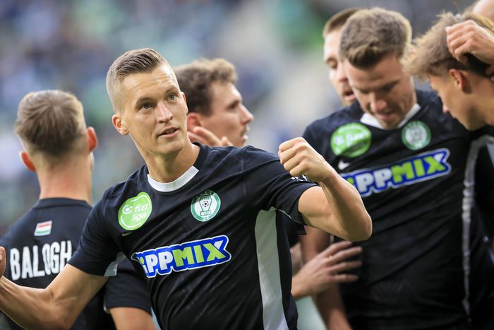 Az elmúlt hetekben pontokat érő gólokat szerzett a 32 éves magyar középpályás. Fotó: Paksi FC