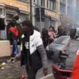 VIDEÓ: óriási balhé – vízágyúkkal oszlatta a rendőrség a gyújtogató szurkolókat Brüsszelben