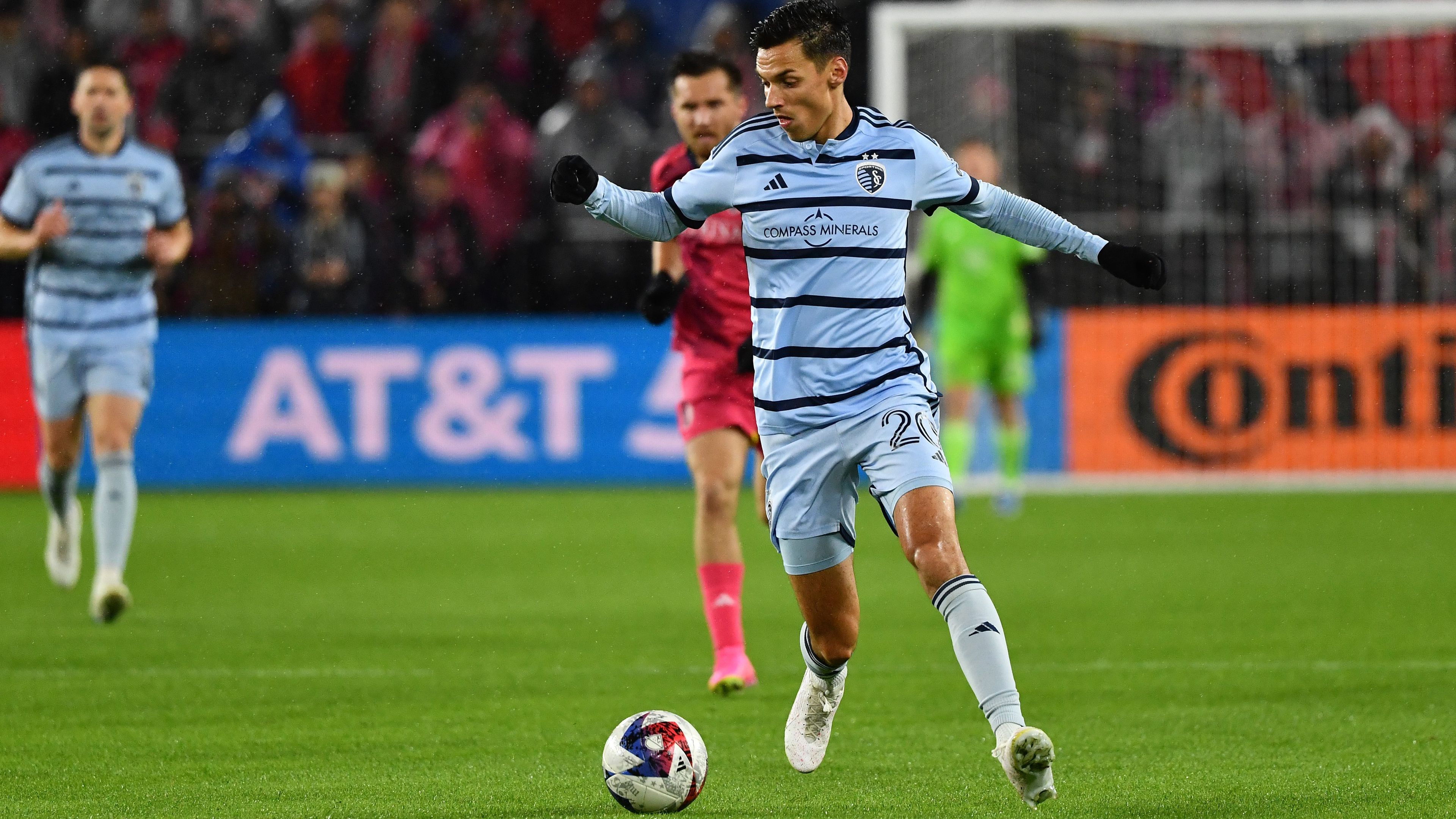 Idén nem lesz magyar játékos az MLS-elődöntőben – videóval