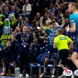Az 52. percben még 26-26-os döntetlen volt állás, ám a mérkőzés utolsó hat gólját a hazaiak szerezték (Fotó: pickhandball.hu)