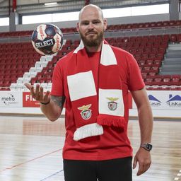 Dán kapus érkezhet a Veszprémhez – sajtóhír