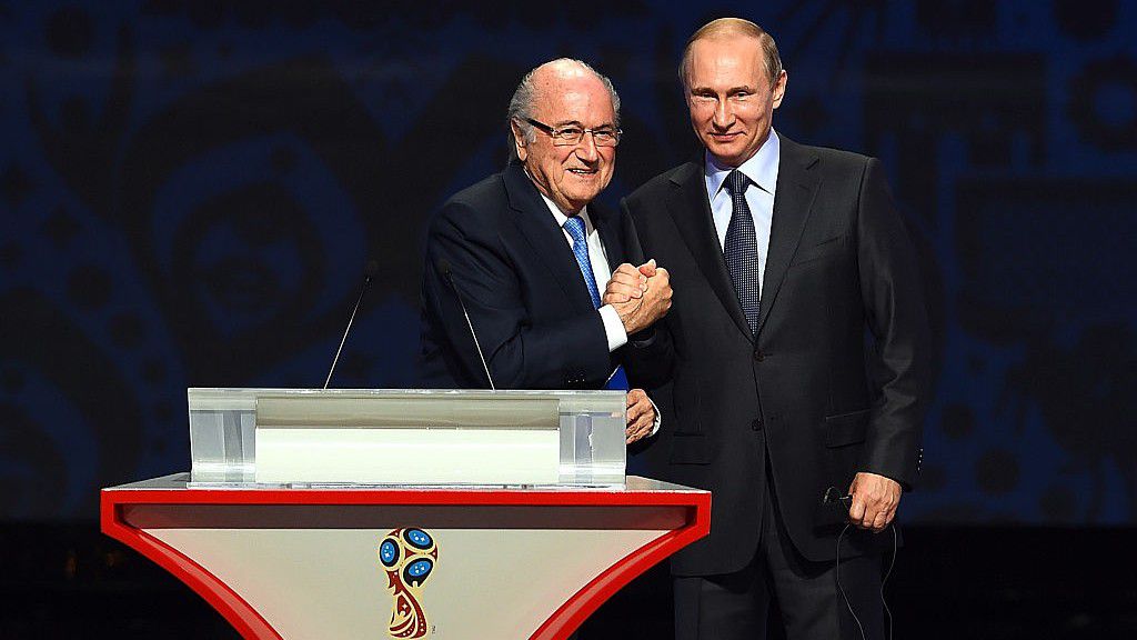 Blattert kitiltották az általa alapított FIFA-múzeumból – virtuális tárlatlátogatással