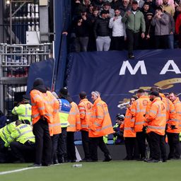Szurkolói rendbontás után jutott tovább a Wolverhampton az FA-kupában – videóval