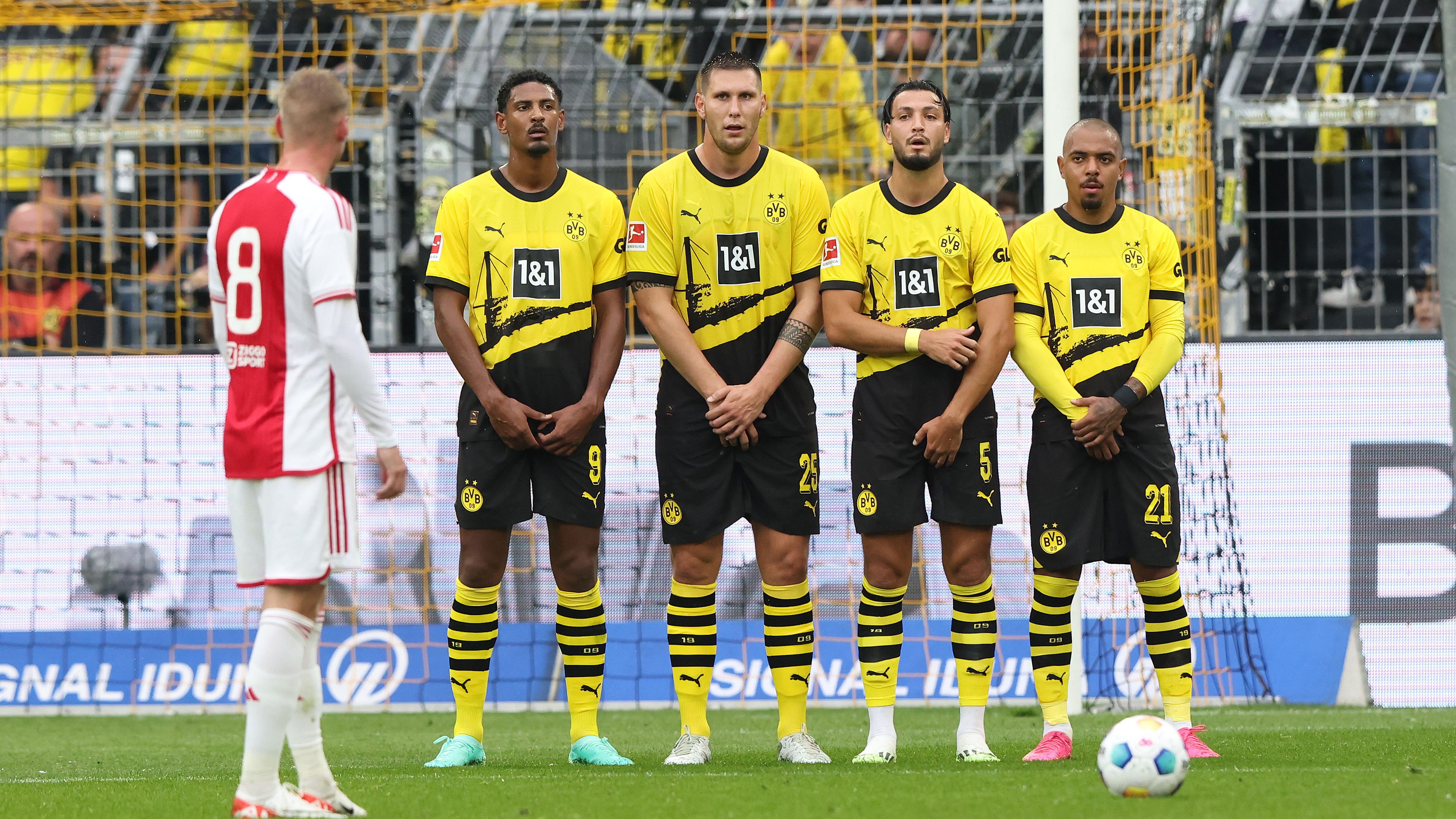 A sorfal tagjaiból ketten nem biztos, hogy maradnak Dortmundban