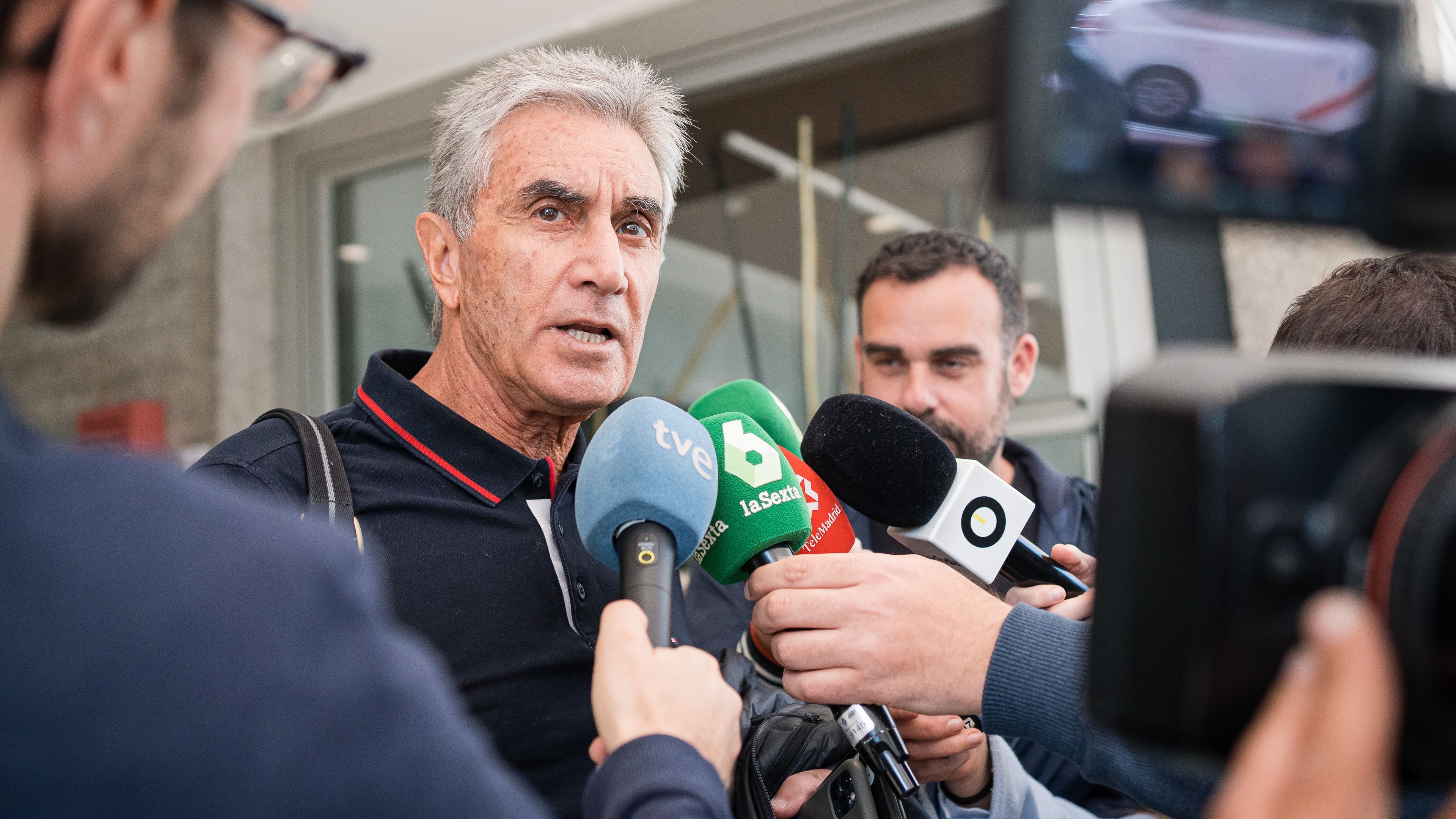 A perui válogatott sportigazgatója, Juan Carlos Oblita megdöbbent a spanyol rendőrség fellépésén.