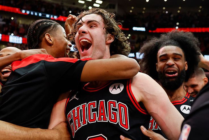 Őrület Chicagóban, LeBron Jamesék álla is leesett – VIDEÓ
