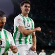 Uzuni gólt szerzett a Granadában, döntetlen a sevillai derbin