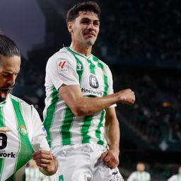 Uzuni gólt szerzett a Granadában, döntetlen a sevillai derbin