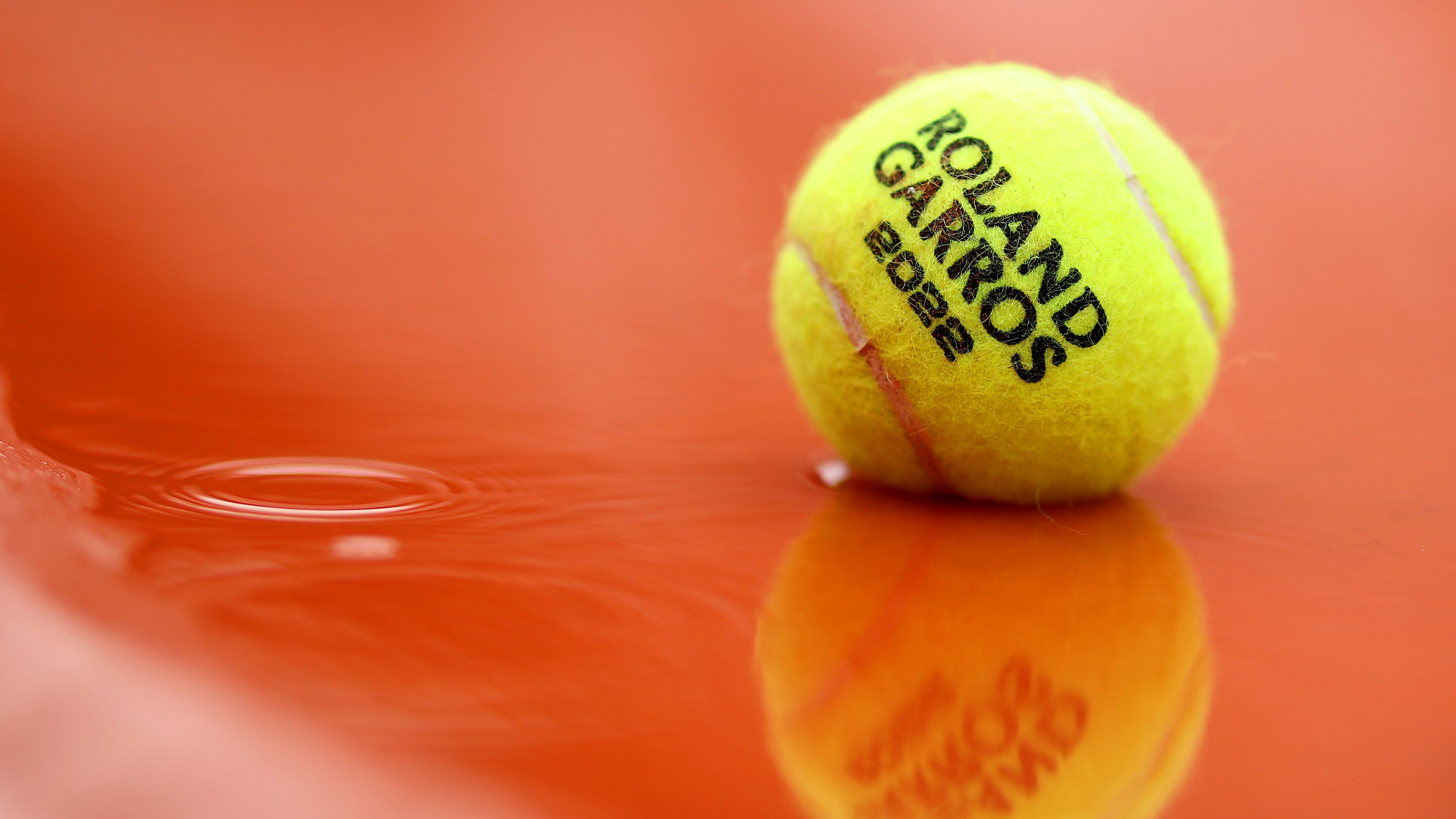 Az eső miatt kedden nem lesznek párosmérkőzések a Roland Garroson