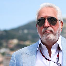 „Lovaggá kellene ütni engem” – az F1 milliárdos csapattulajdonosa