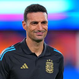 Messiék késve mentek ki a pályára, eltiltották az argentinok kapitányát
