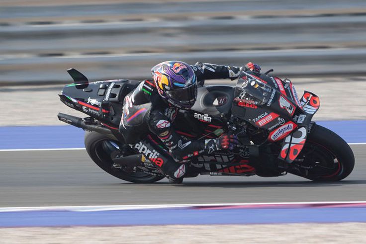 Menedzsere szerint szabadügynökké vált a világbajnok