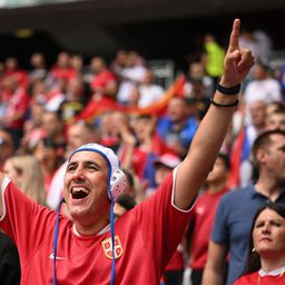 Szerb győzelem a magyar férfi vízilabdázók csoportjában