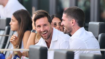 Messi 800 ezer dolláros „Barbie-órával” jelent meg az Inter Miami meccsén