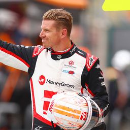 Elképesztő összegért kelt el az F1-es versenyző sisakja, jótékony célból