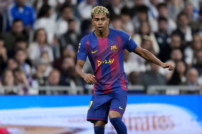 Lamine Yamal nem találja formáját