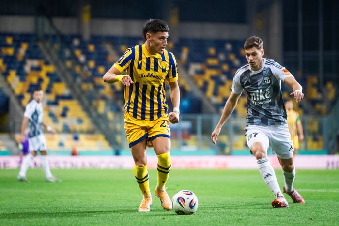 Redzic „elveszítette” a fejét