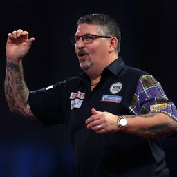Peter Wright után a másik skót nagyágyú, Gary Anderson is kiesett a darts-vb-n