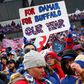 NFL – Először szólalt meg nyilvánosan a pályán összeeső Damar Hamlin – videóval