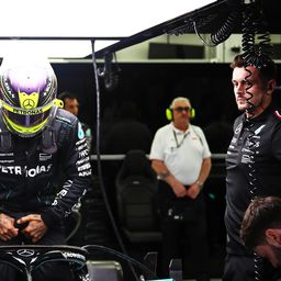 F1-hírek: Hamiltoné a második szabadedzés Bahreinben, Verstappen megint nincs top 5-ben