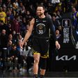 Curry vezette győzelemre a címvédő Warriorst – videóval