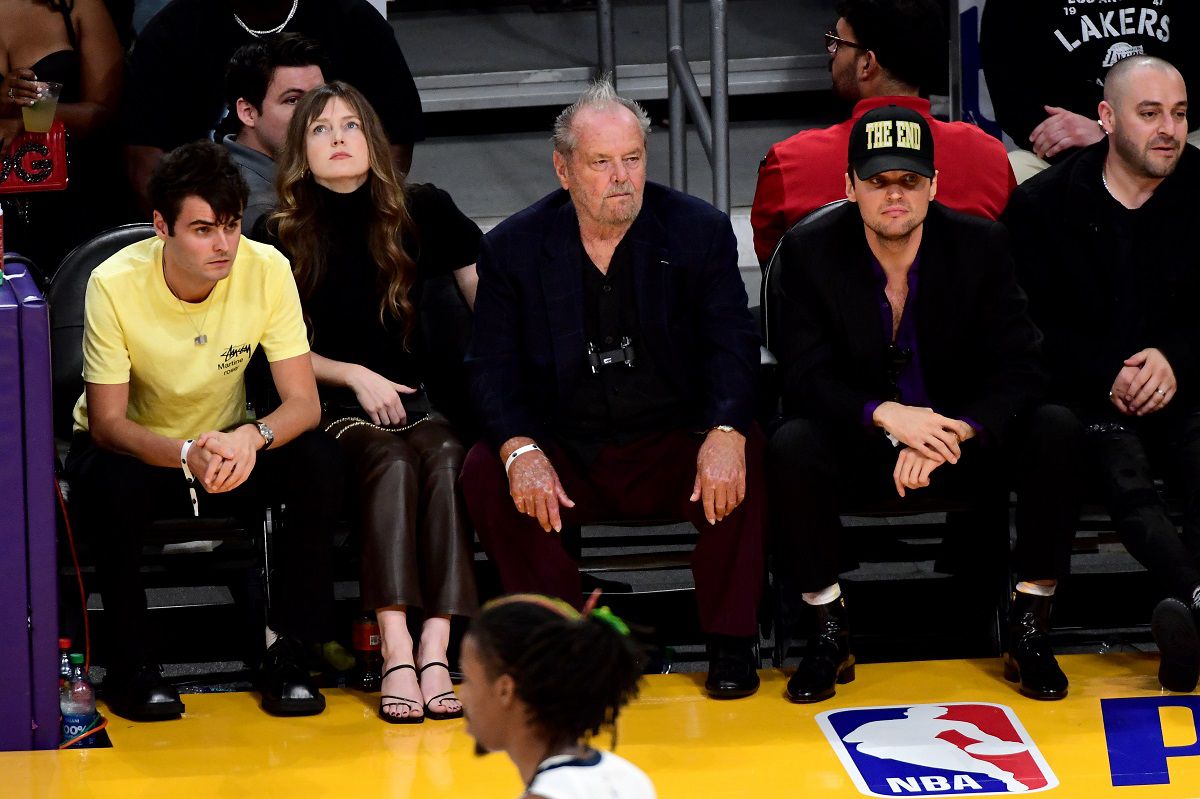 Jack Nicholson (középen) ismét a helyszínen szurkolt a Lakersnek (Fotó: Getty Images)