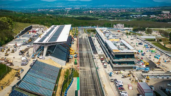 Elképesztő látvány, így néz ki most a felújított Hungaroring