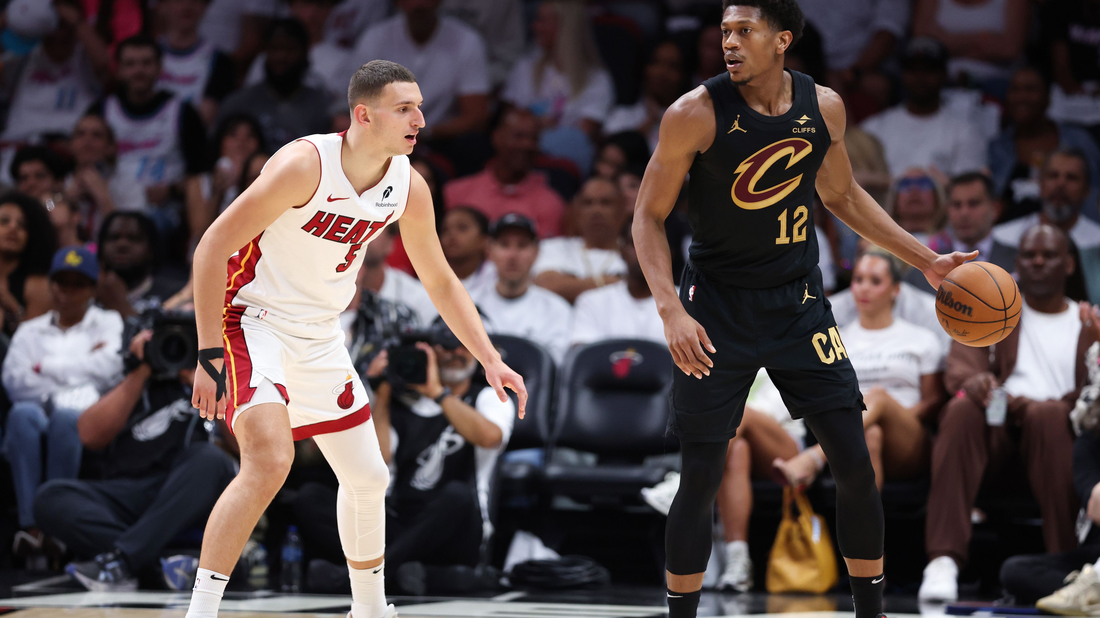 A Cleveland rekordot jelentő söpréssel jutott elődöntőbe keleten