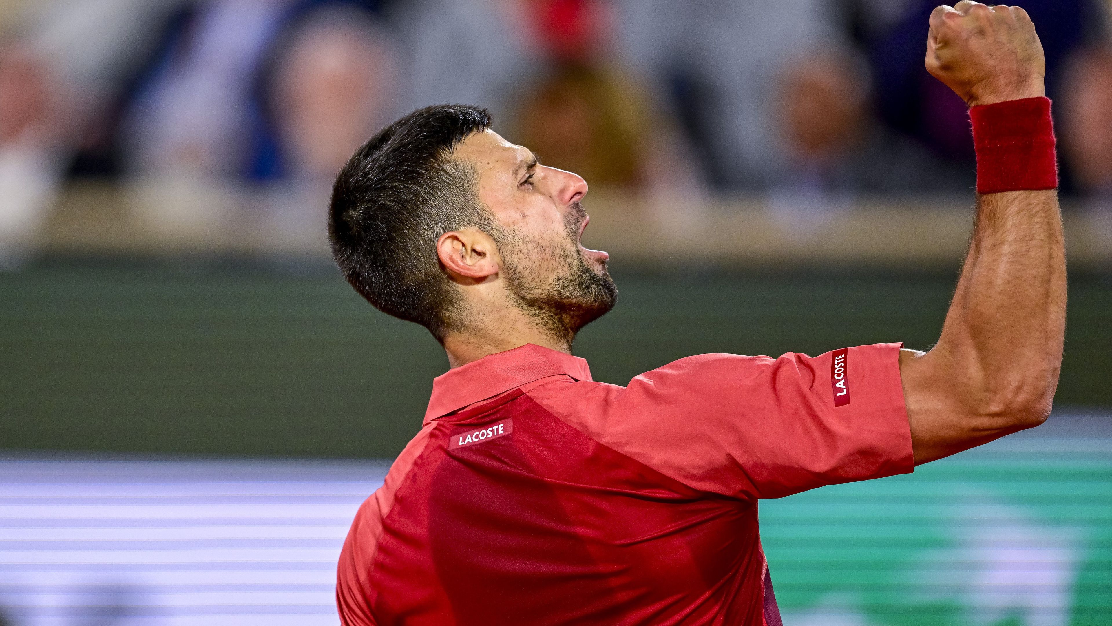 Győzelemmel kezdte az idei Roland Garrost Novak Djokovics. (Fotó: Getty Images)