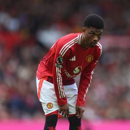 Obszcén gesztussal üzent a szurkolóknak a Manchester United sztárja – videó