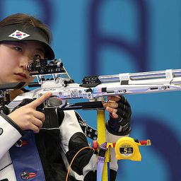 16 és 17 évesen állították be az olimpiai rekordot, végül a fiatalabb lett az ötkarikás bajnok