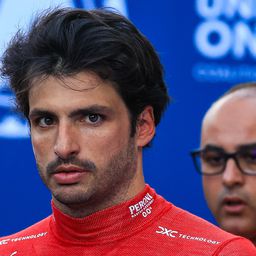 F1-hírek: Carlos Sainz aláírt új csapatához