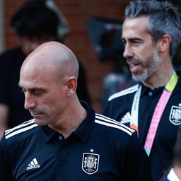 A maximális büntetést kaphatja a játékosát száján csókoló Rubiales – sajtóhír