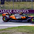 Piros zászló és nagy McLaren-fölény az első szabadedzésen Hollandiában