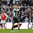 Newcastle csatára kritizálta az Arsenal védőjének szabálytalanságát