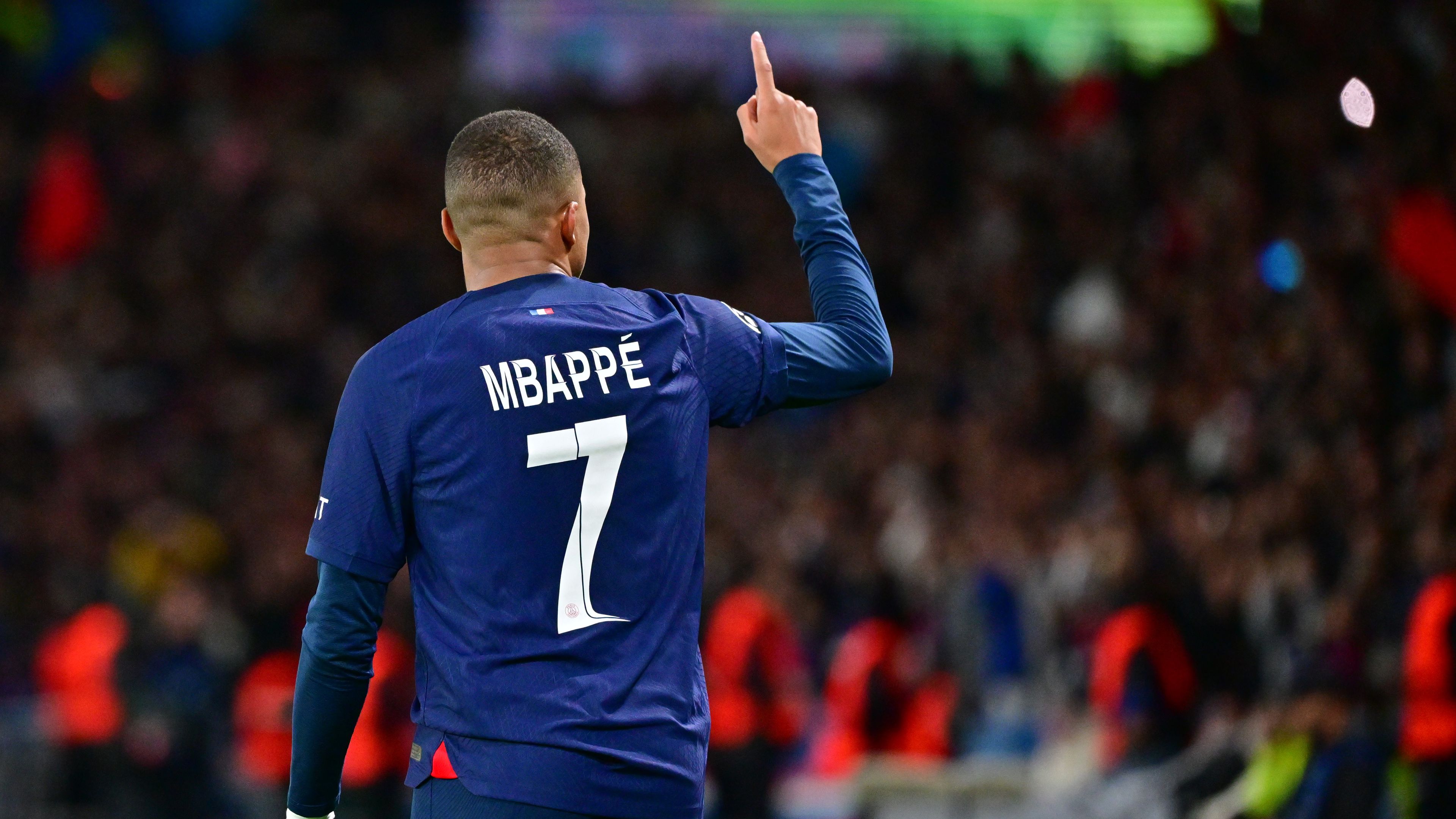 Kylian Mbappé nem csapatkapitányhoz méltón viselkedett