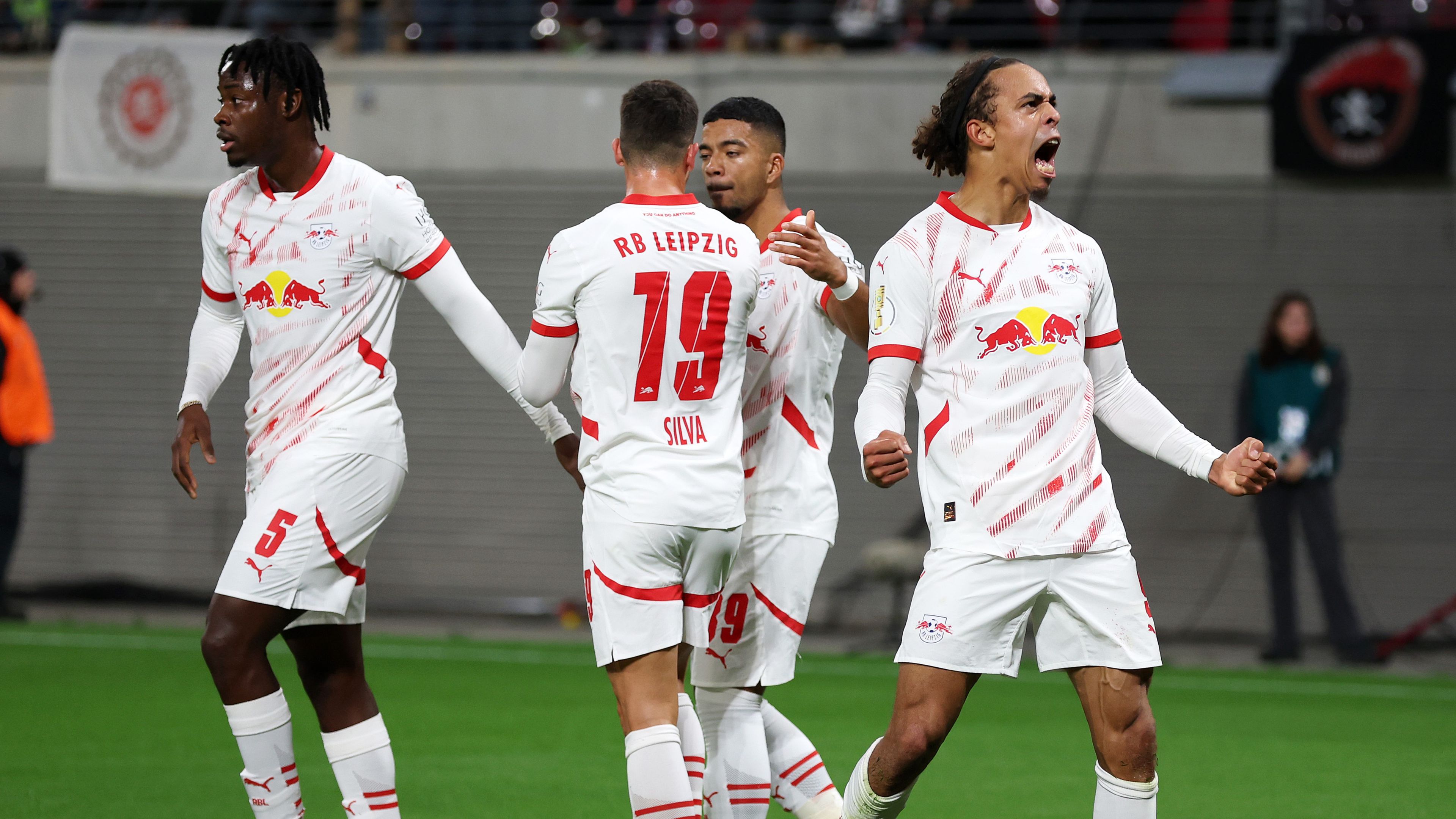 Hatgólos meccsen nyert az RB Leipzig; a Leverkusen simán továbbjutott a Német Kupában