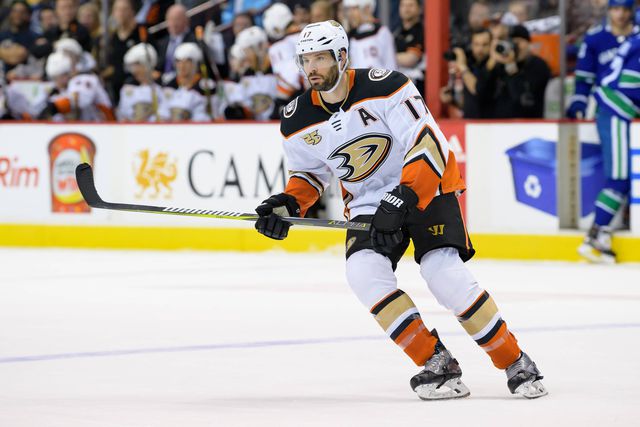 A 41 éves Ryan Keslert felmentették edzői feladatai alól