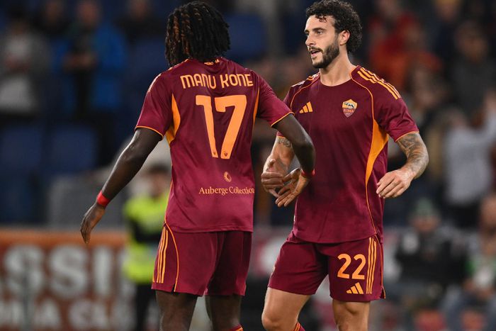 A Roma 21 ponttal áll kilenc forduló után