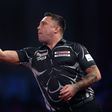 Price már a legjobb nyolc között a darts-világbajnokságon