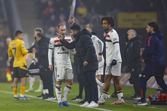 Christian Eriksen (balra) napjai meg vannak számlálva Manchesterben (Fotó: Imago)