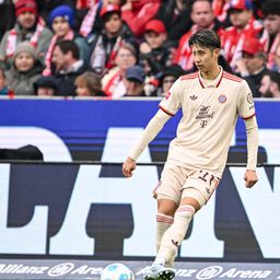 Újabb csapás érte az éllovast: több hónapos kihagyás vár a Bayern védőjére