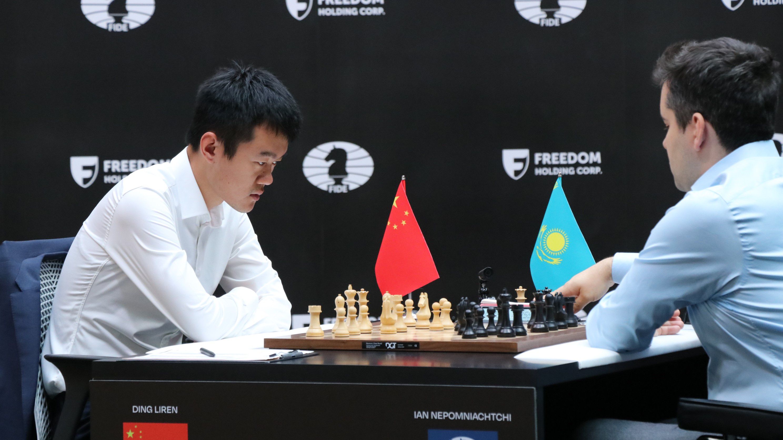 Sakk-vb-döntő: Ting Li-zsen legyőzte Nyepomnyascsijt, ő lett az első kínai férfi világbajnok