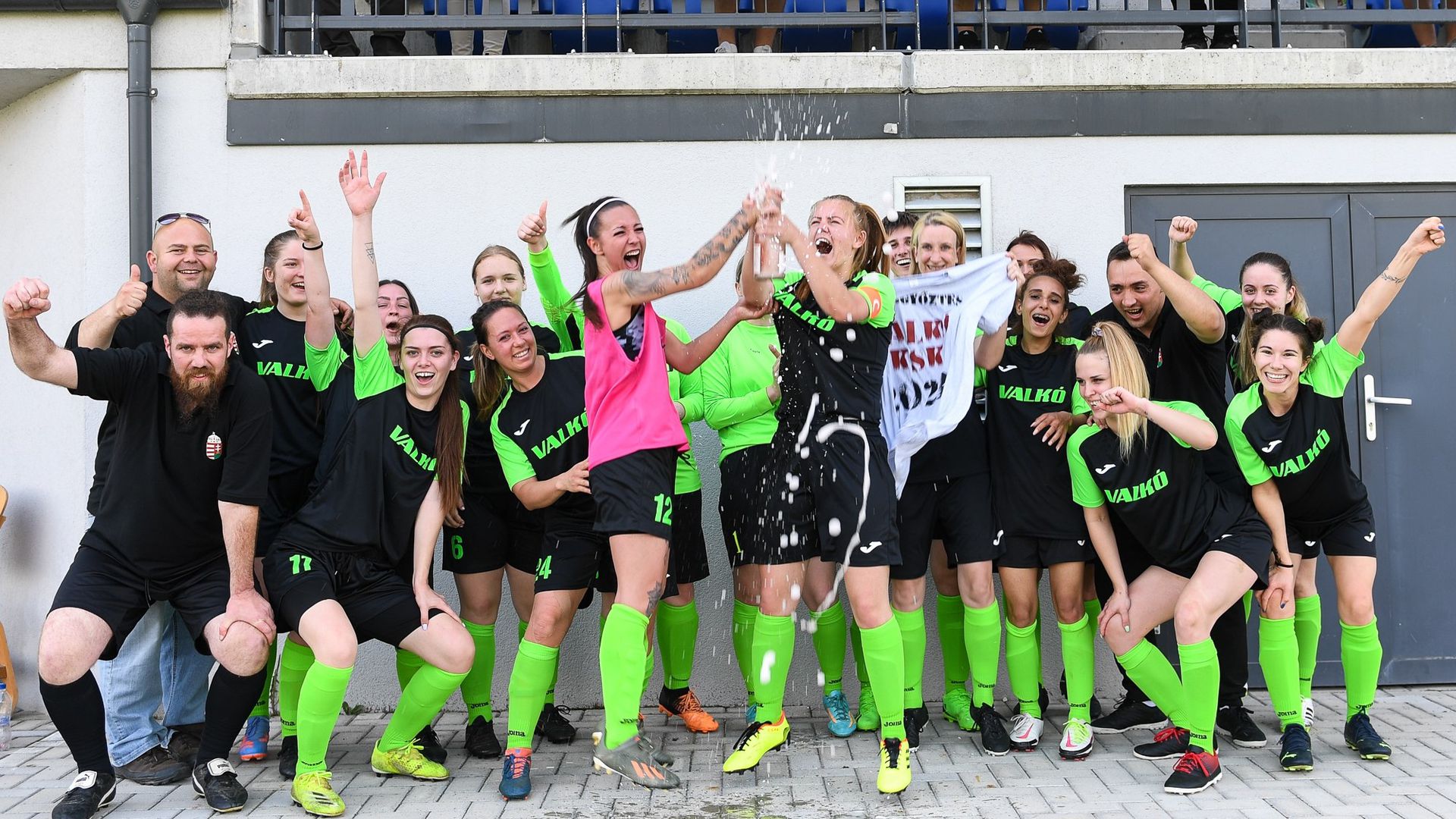 A Valkó női csapata címvédő, idén az Alsónémedi ellen lép pályára a döntőben. (Fotó: Sipos Hajnalka)