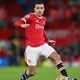 A szexuális zaklatással vádolt játékos maradhat a Manchester Unitednél
