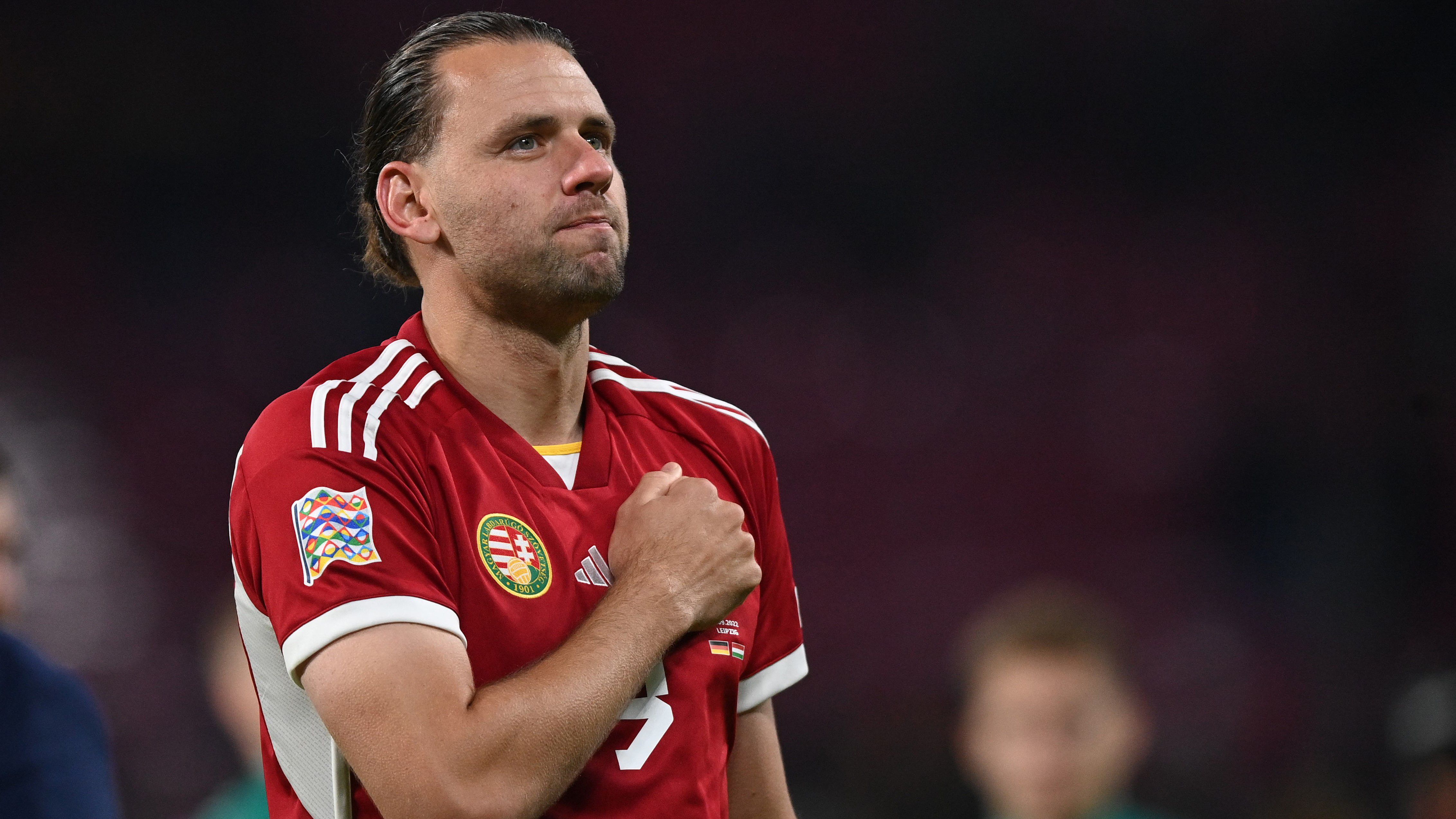 A Honvédtól reagáltak a meg nem adott büntetőre; Szalai a magyar focinak szeretne segíteni – reggeli hírösszefoglaló