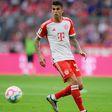 Két válogatott játékosától is elköszönt a Bayern