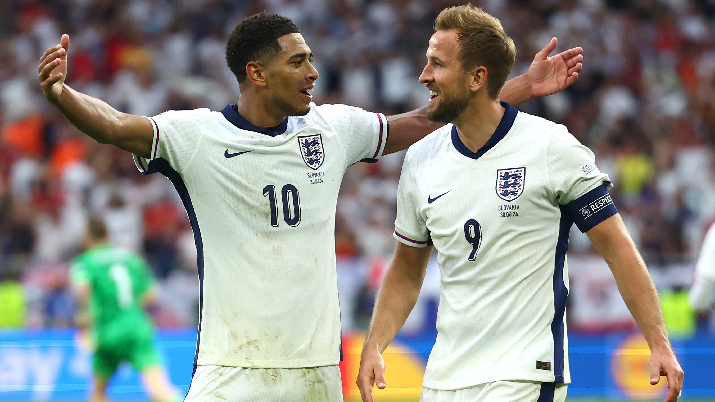 Ollózós gól, hosszabbítás: Anglia a sírból jött vissza, és jutott a negyeddöntőbe