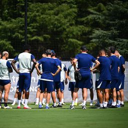 Európai és dél-amerikai futballgigászok csatája – tét a negyeddöntőbe jutás